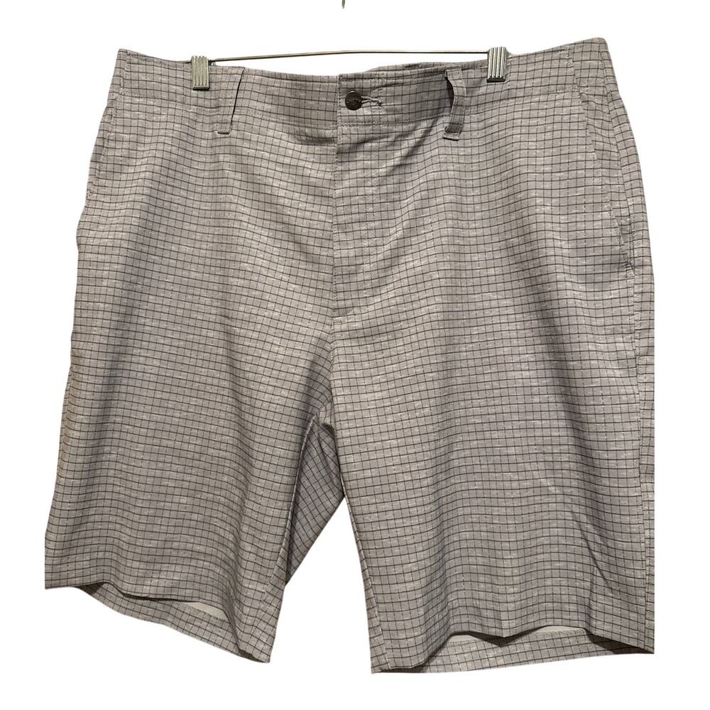 Callaway Mens Gray Check Pattern Performance Chino Golf Shorts, Size 38